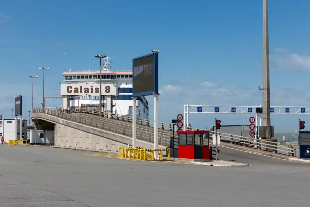 Ferry From Dover to Calais or The Eurotunnel?