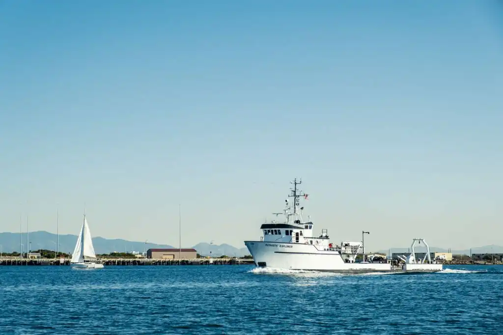 How far is Catalina from San Diego by Boat?