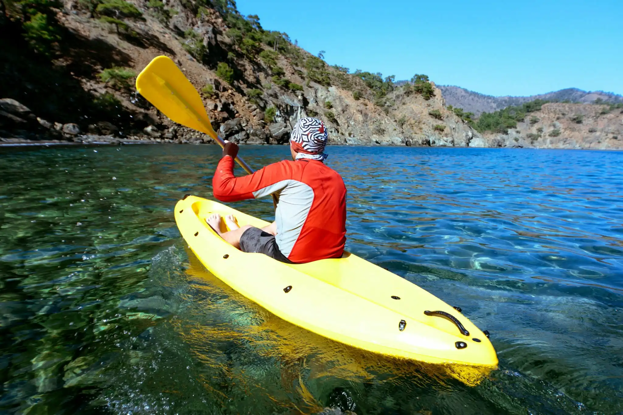 Kayaking Catalina Island's Coast