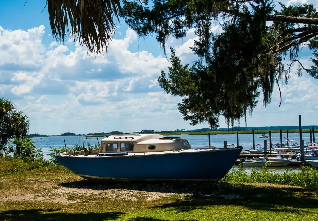 Why is Daufuskie Island, South Carolina So Cheap?