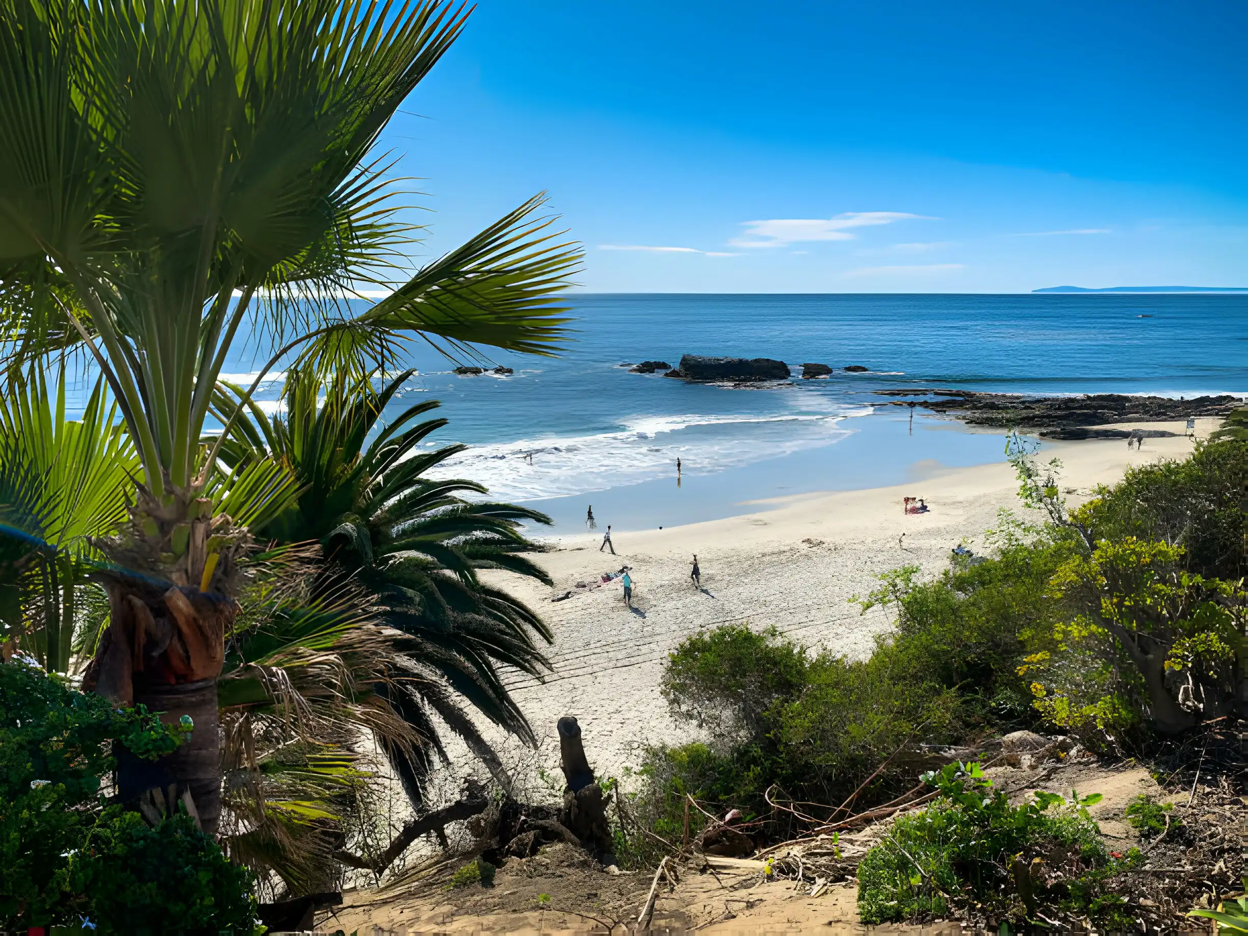 Do People Live On Catalina Island?