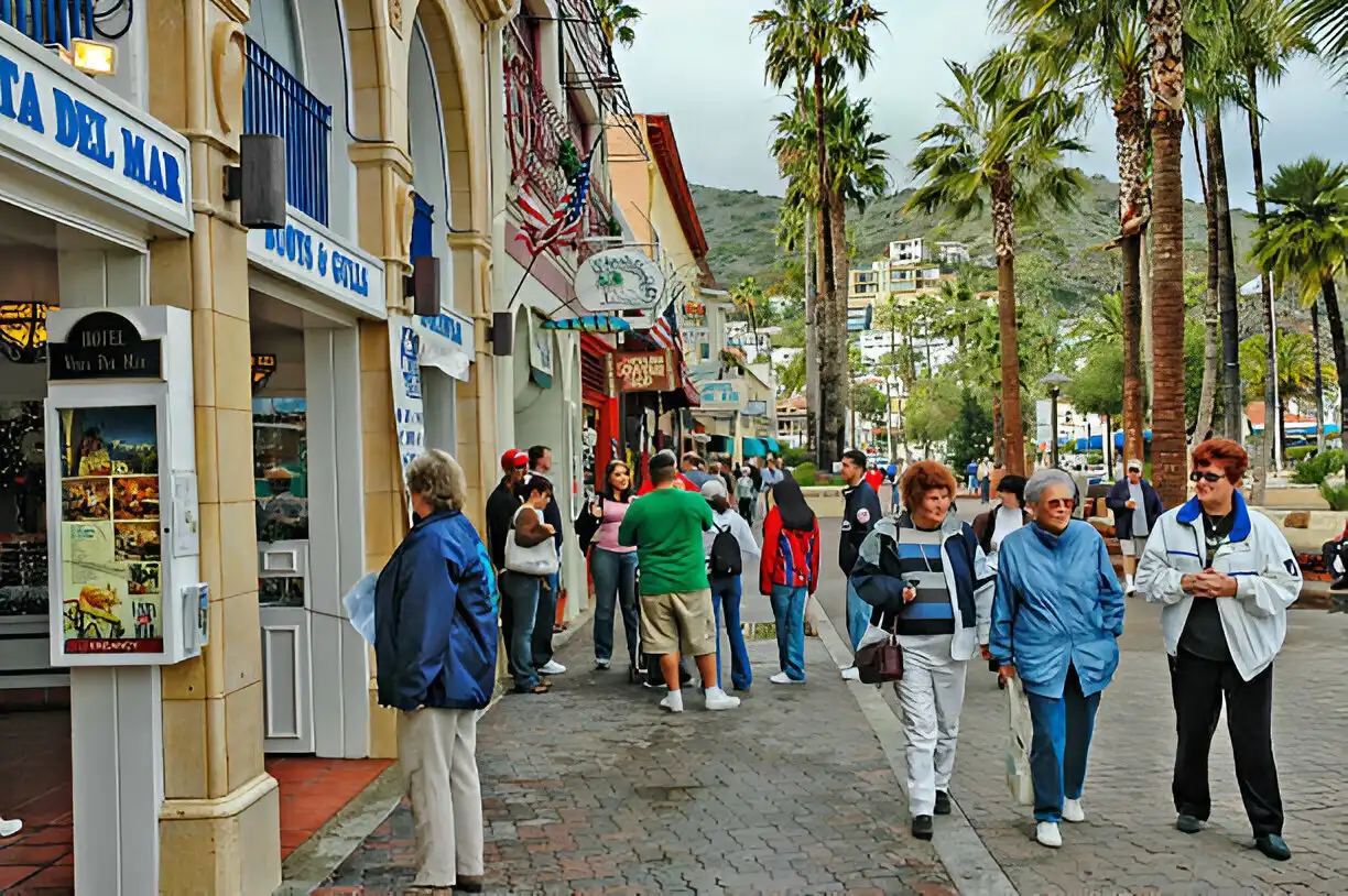 Shopping and entertainment on Catalina Island