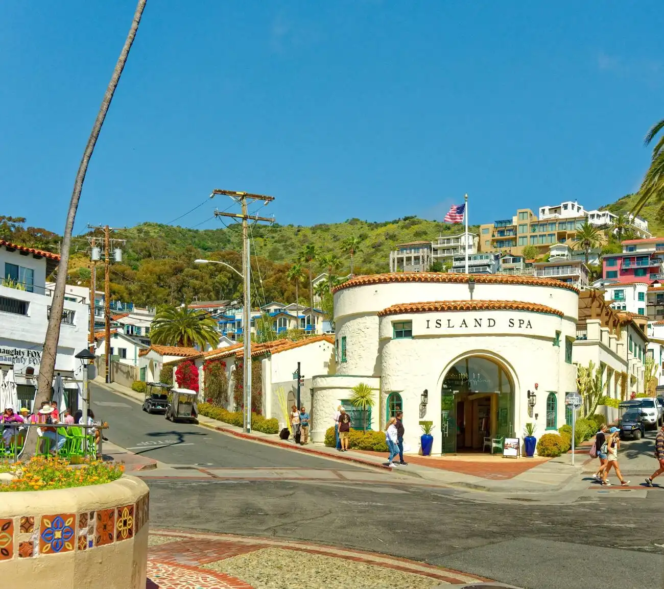 Shopping and entertainment on Catalina Island
